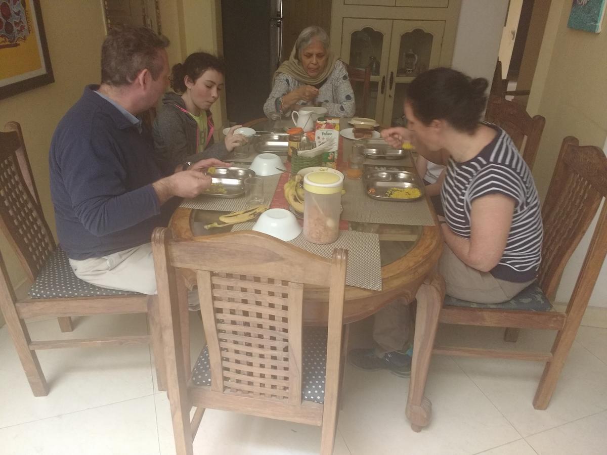 Granny'S Inn Varanasi Ngoại thất bức ảnh